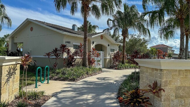 Building Photo - Live in the gorgeous, desirable Arrivas Vi...