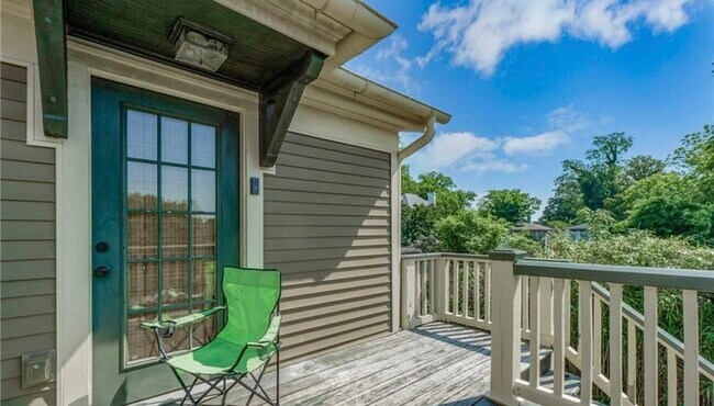 Building Photo - 314 Washington St