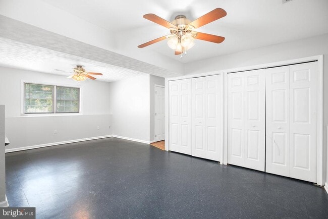 Building Photo - 7303 Sunset Ridge Ct