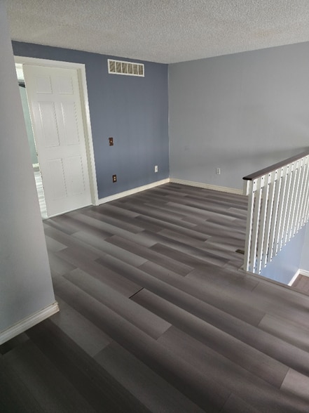 Building Photo - 2001 S Helena St