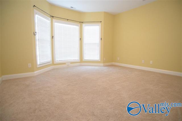 Building Photo - 15047 Lakeside Trail SW