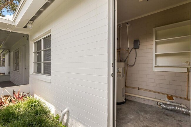 Building Photo - 3308 Raeford Rd