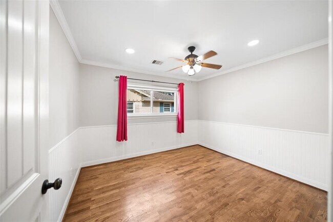 Building Photo - 1810 Droxford Dr