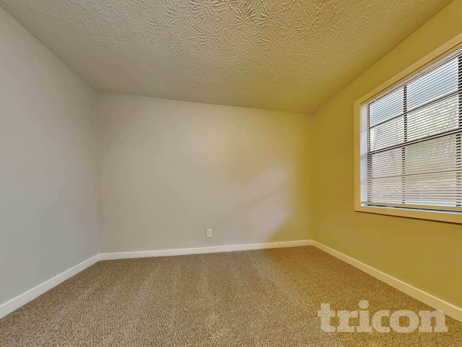 Building Photo - 285 Fireside Way