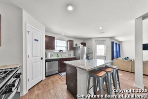 Building Photo - 1006 Pacific Monarch