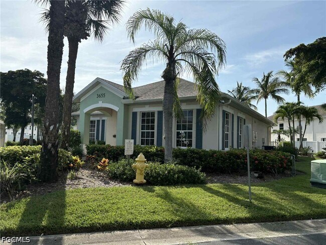 Building Photo - 3636 Pine Oak Cir