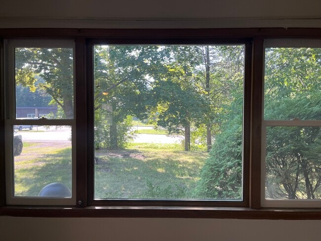 Building Photo - 2001 Hopkins Crossroad