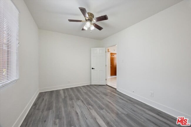 Building Photo - 2840 S Mansfield Ave