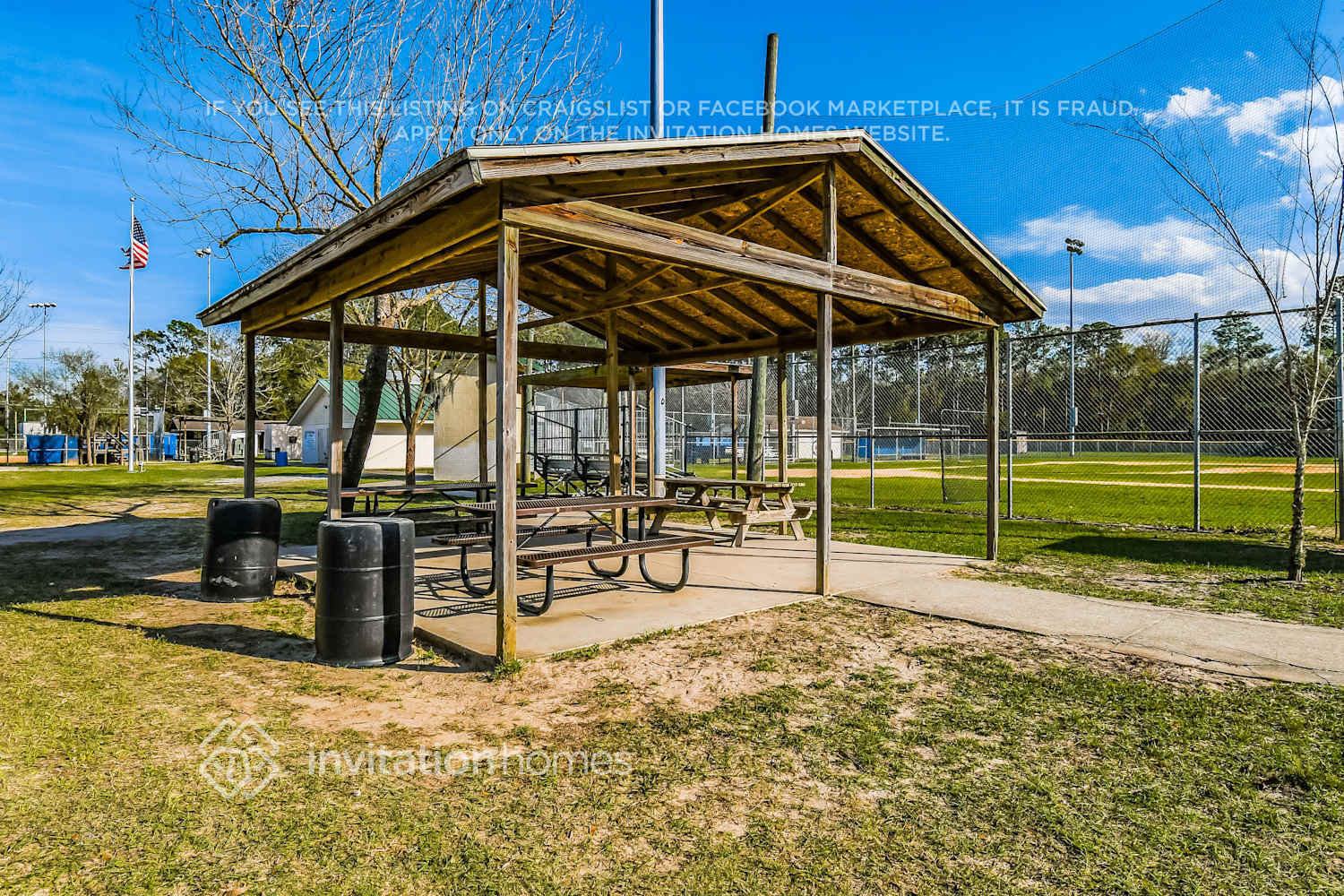 Building Photo - 11393 Oyster Creek Rd