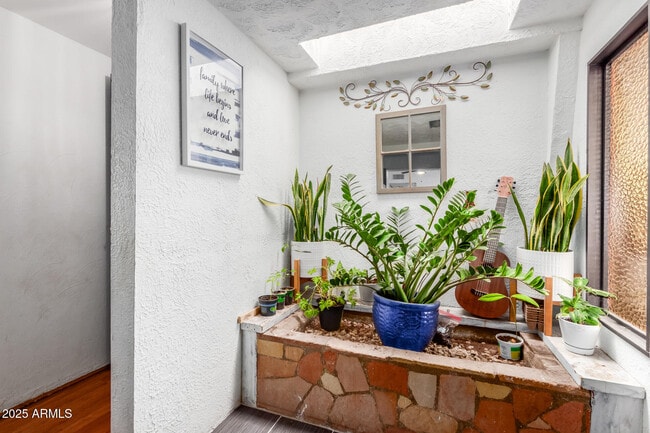 Building Photo - 515 W Toledo St