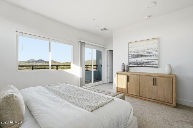 Building Photo - 8137 E Brown Rd