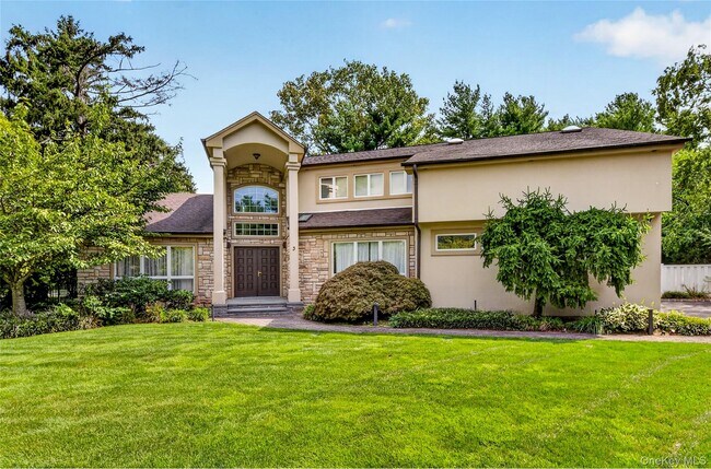Building Photo - 3 Pond Ridge Rd