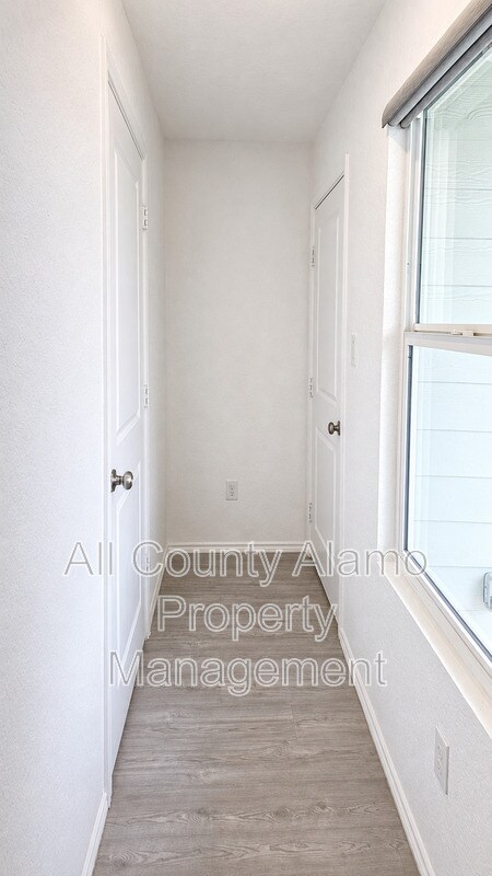 Building Photo - 9258 Honey Mesquite