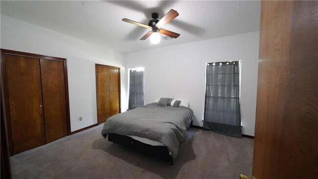 Building Photo - 155 Villere Dr