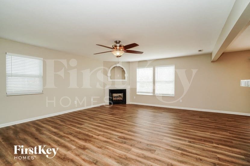 Building Photo - 595 Professional Parkway