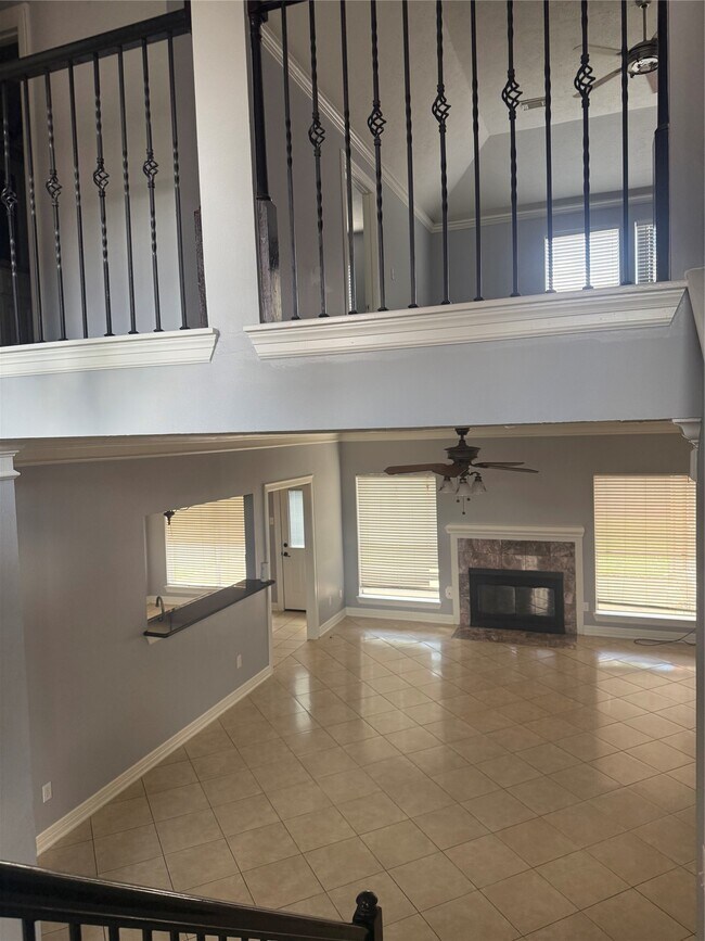 Building Photo - 13719 Ortega Ln