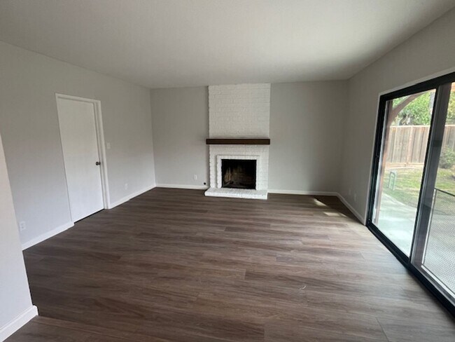 Building Photo - Pleasanton Home for Rent