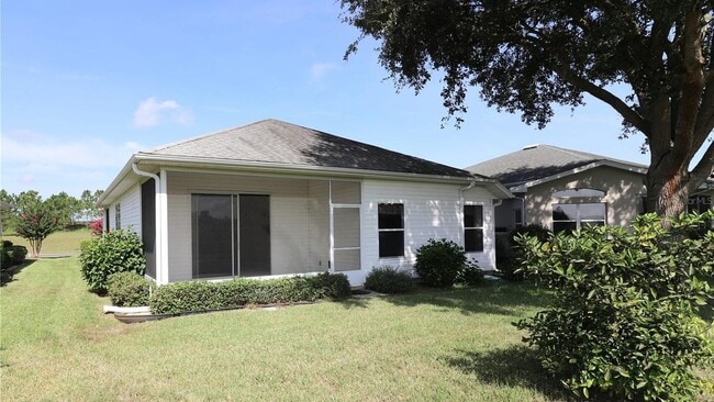 Building Photo - 5316 Sir Churchill Dr