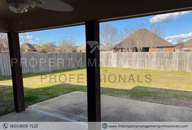 Building Photo - Charming 3BR/2BA Brick Home in Wellington ...