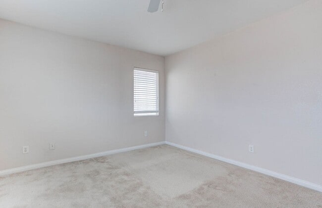 Building Photo - 8473 Barossa Ct