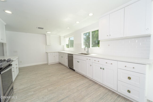 Building Photo - 11723 Porter Valley Dr