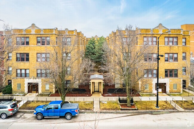 Building Photo - 1331-41 W. Addison