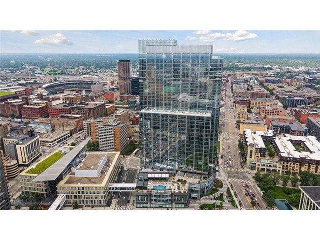 Building Photo - 255 Hennepin Ave