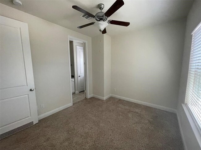 Building Photo - 1403 Adell Rose Ln