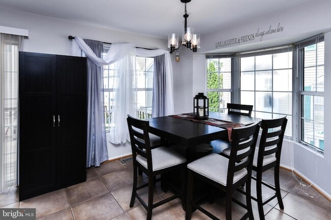 Building Photo - 9466 Sea Breeze Ct