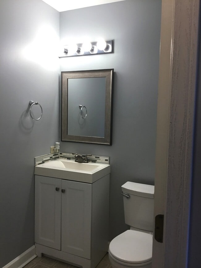 Building Photo - 1509 Green Trails Dr