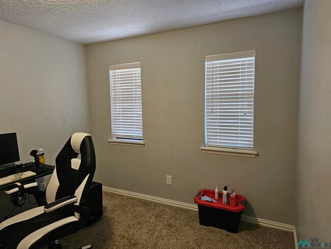 Building Photo - 3704 Ben Crenshaw Cir