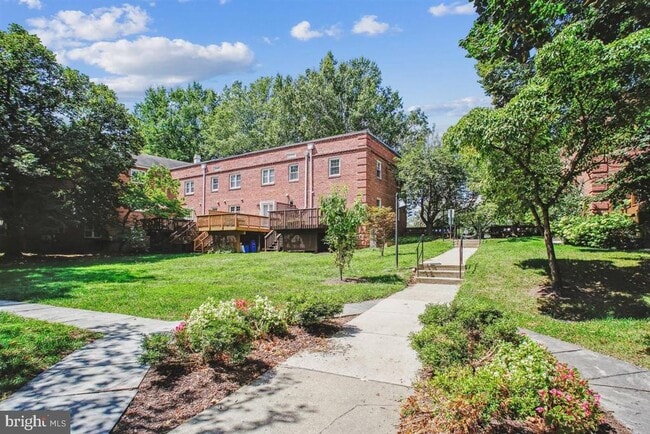 Building Photo - 4930 Bradley Blvd