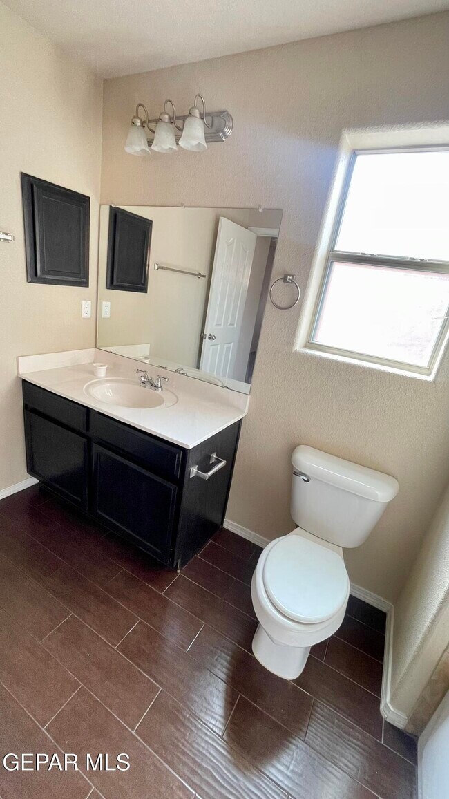 Building Photo - 6673 Boulder Canyon Ln