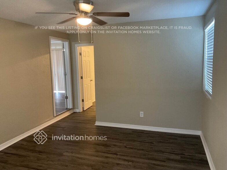 Building Photo - 2070 62nd Terrace S