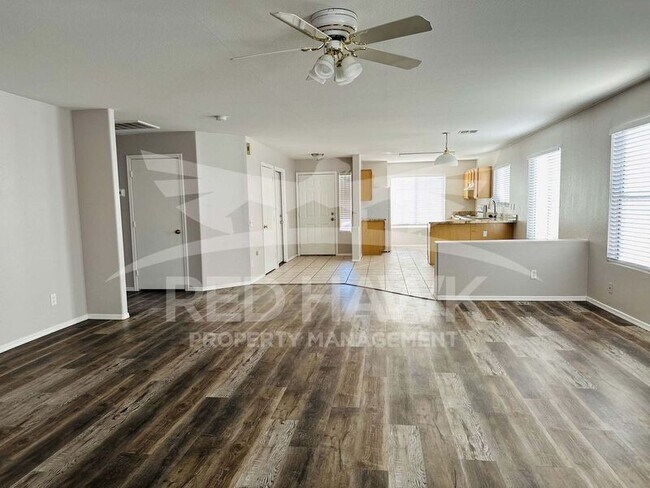 Building Photo - 1798 E Carla Vista Dr