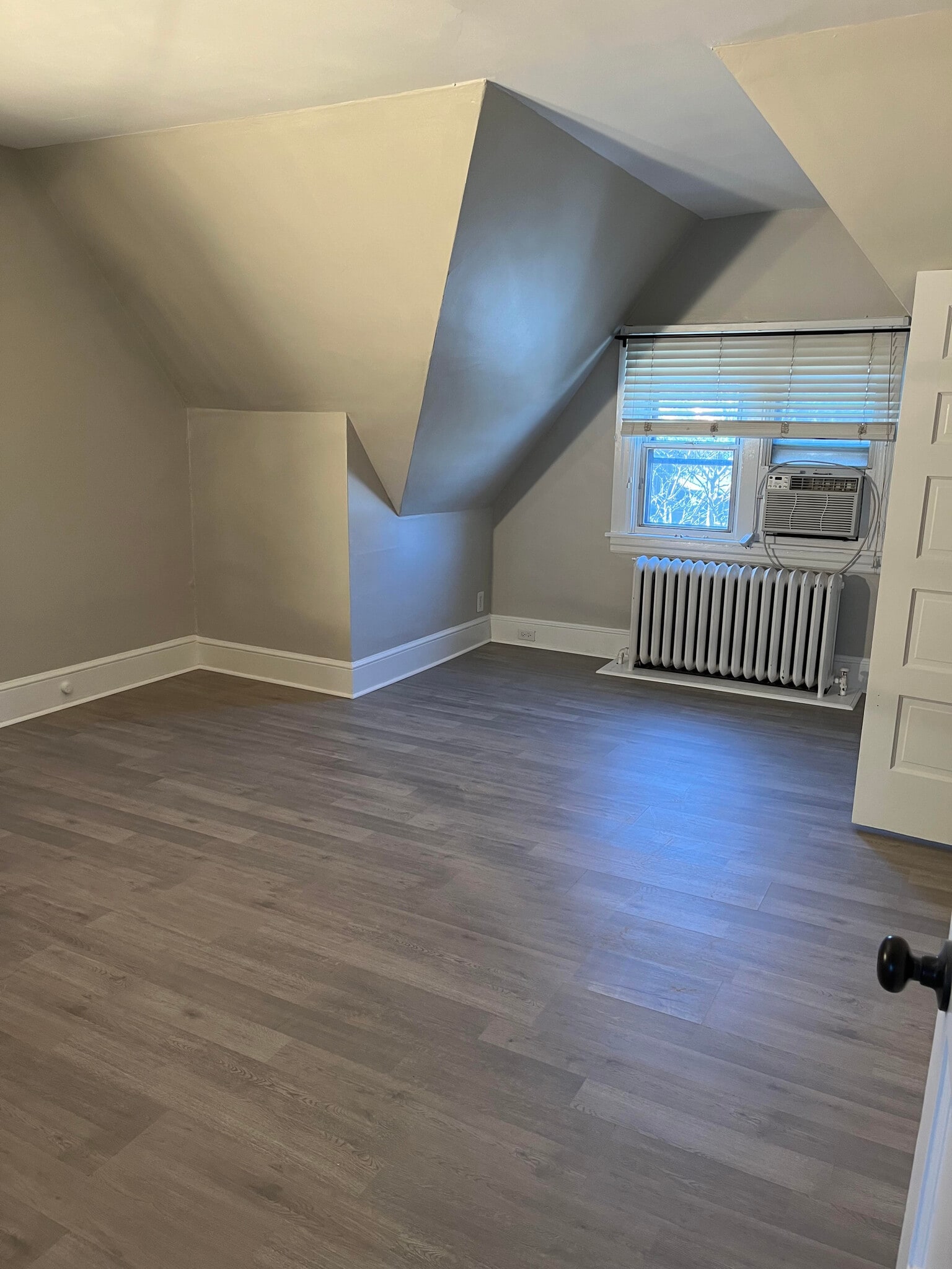 Bedroom 1 - 1 S Chester Rd