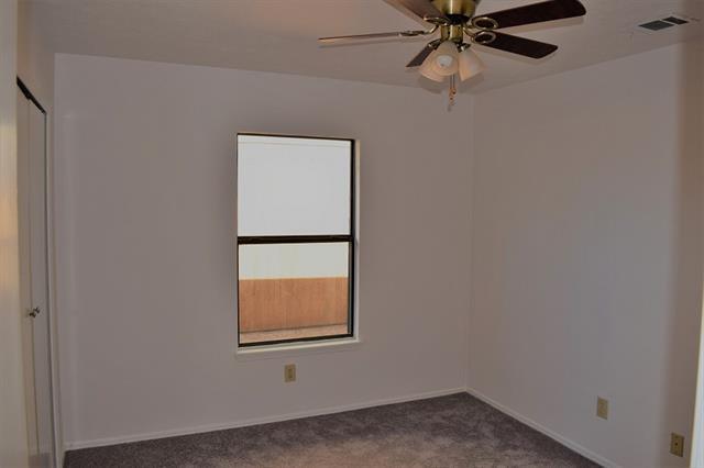 Building Photo - 4605 Horizon Dr