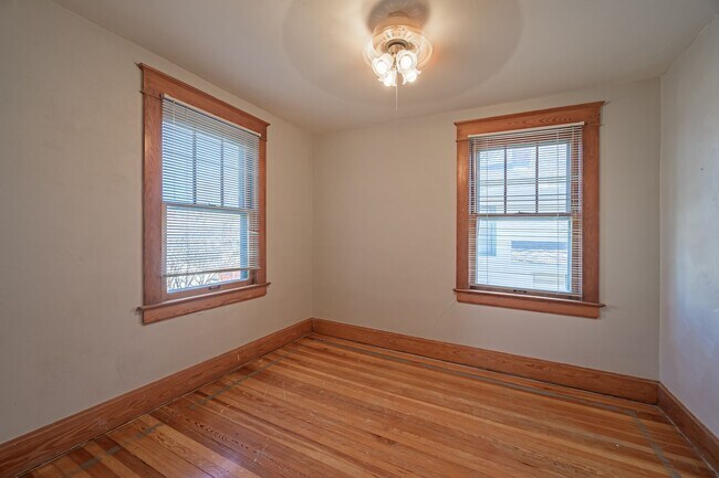 Building Photo - PRE-LEASING