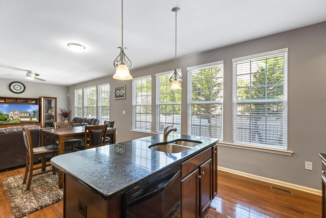 Building Photo - Beautiful Stafford Home - Colonial Forge School district