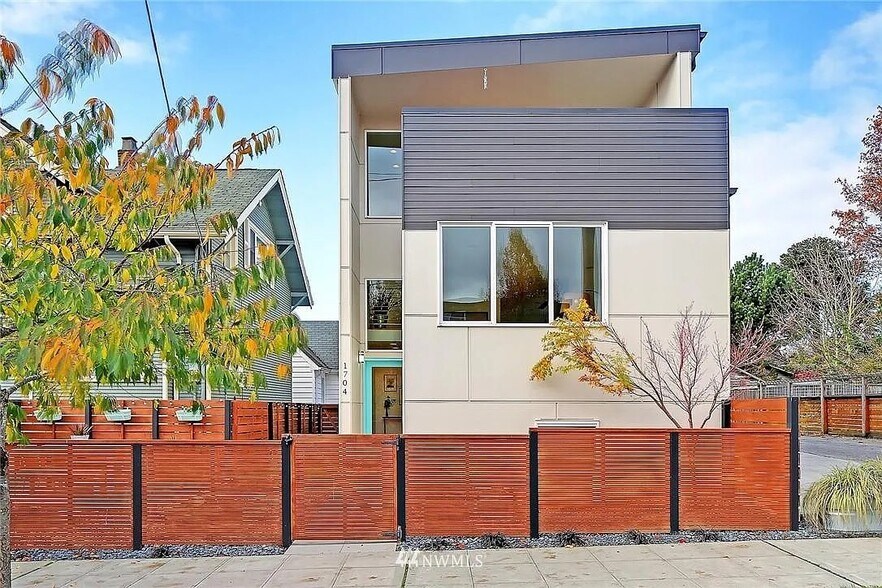 Building Photo - 1704 NW 61st St