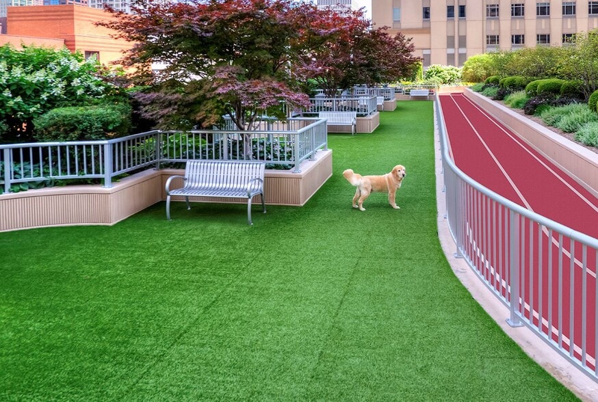 Building Photo - 490 N State St