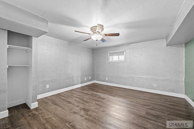Building Photo - Single Family Home For Rent
