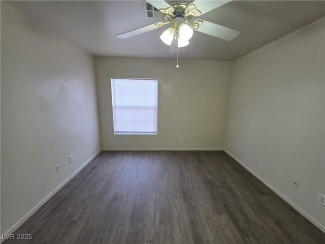 Building Photo - 8453 Vast Horizon Ave