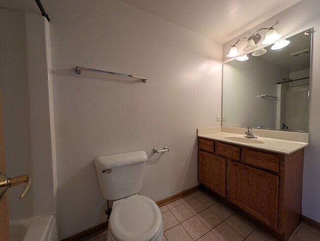 Building Photo - 16671 Liberty Cir