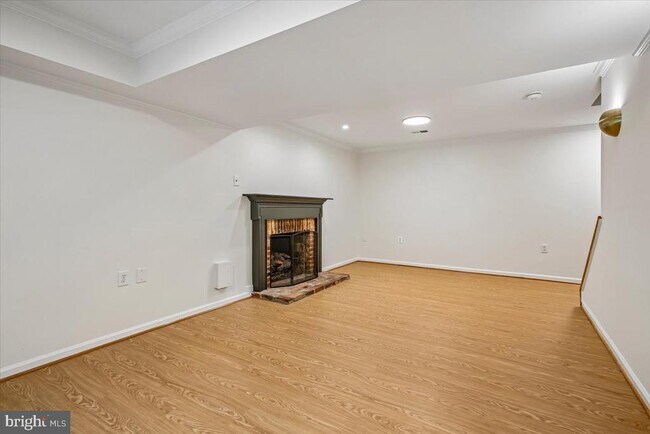 Building Photo - 1710 Chesterford Way