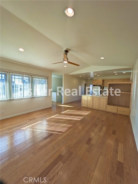 Building Photo - 627 Avocet Way