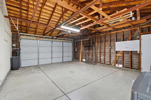 Building Photo - 6453 Tanager St