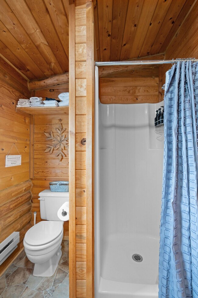 Building Photo - 5406 Henrys Lake Rd