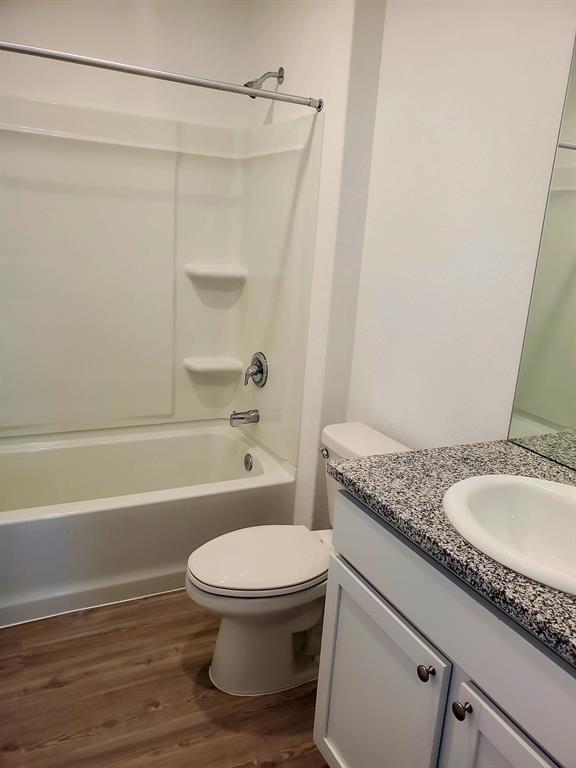 Building Photo - 7102 Satellite Wy