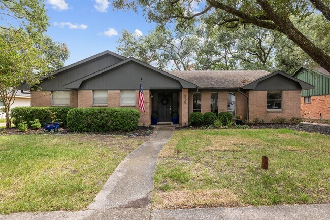 Building Photo - 5539 Rutherglenn Dr